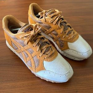 Onitsuka Tiger like new.
